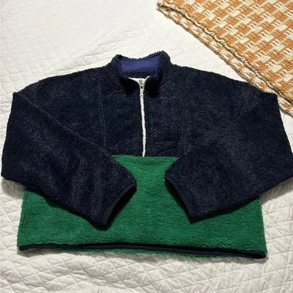 Sincerely Jules for Bandier Navy and Green Cropped Half Zip Sherpa Pullover - Picture 1 of 9